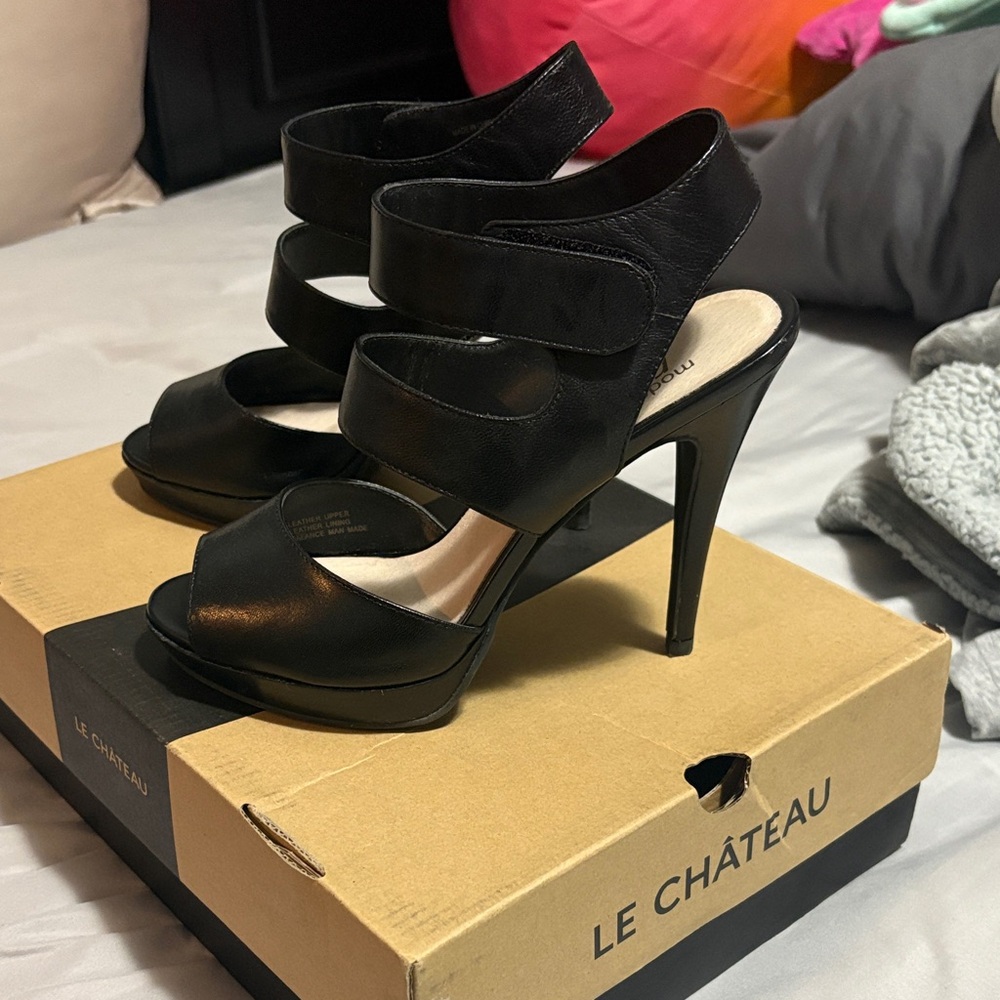 Le Chateau Strappy Black Heels